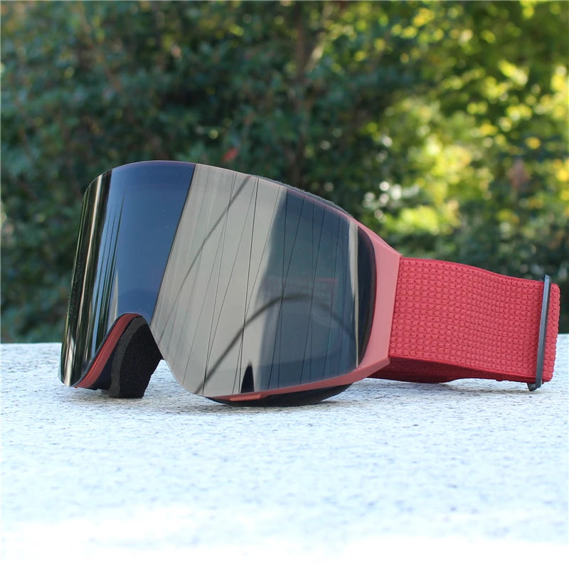 Peak threads goggles